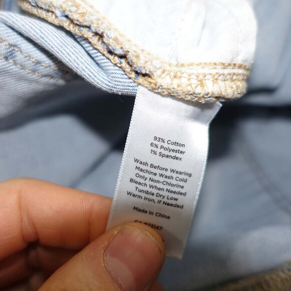 Talbots Women's Flawless 5 Pocket Slim Ankle Jeans Size 10 Light Blue Denim - Picture 4 of 6